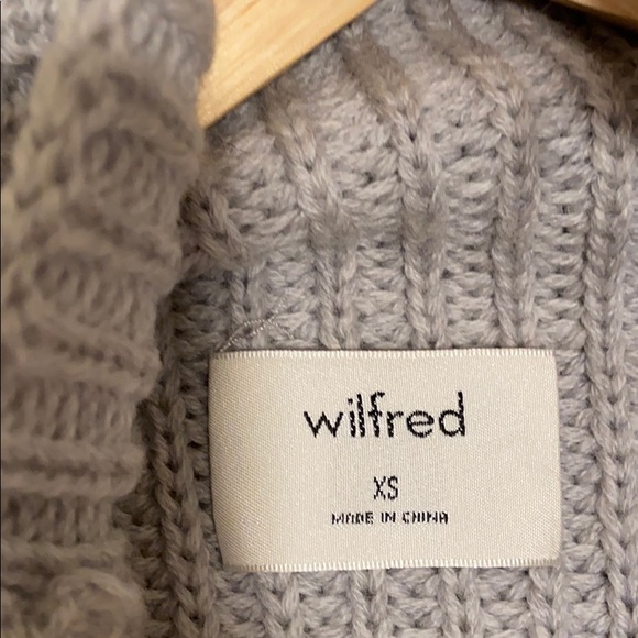 Aritzia // Wilfred Durandal Sleeveless Sweater - Picture 9 of 13